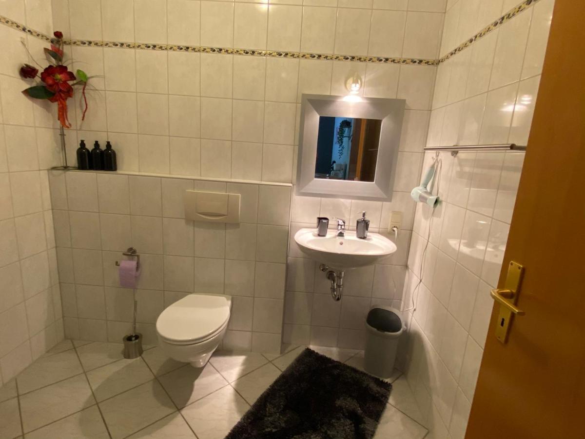 Rooms4ring Privatzimmer am Nürburgring Quiddelbach Eksteriør billede