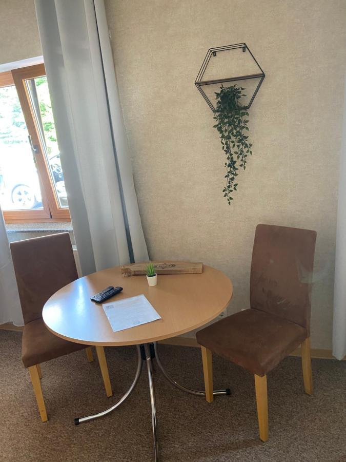 Rooms4ring Privatzimmer am Nürburgring Quiddelbach Eksteriør billede